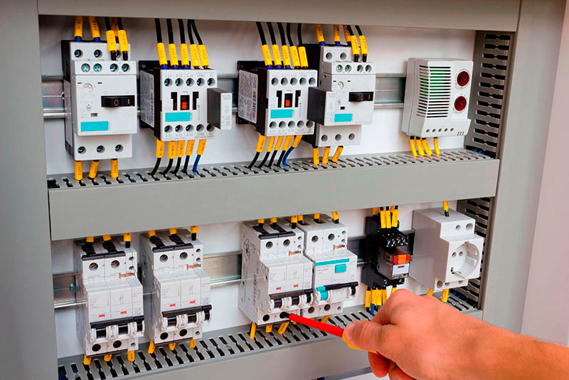 كهربائي حي الملك عبد الله الرياض 